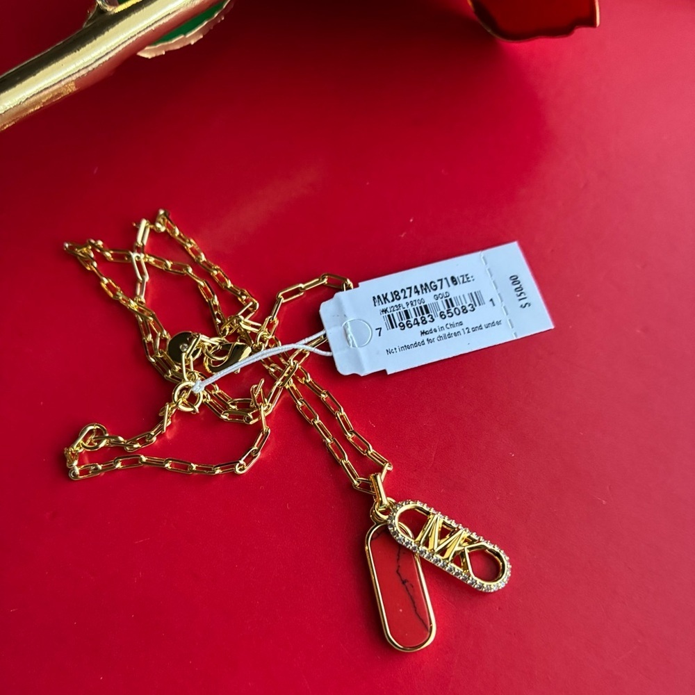 Michael Kors Necklace,Michael Kors Gold Chain Necklace with Logo Pendant - Picture 4 of 10